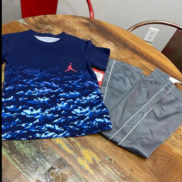 Jordan Other - NWT Boys Air Jordan 2 Piece